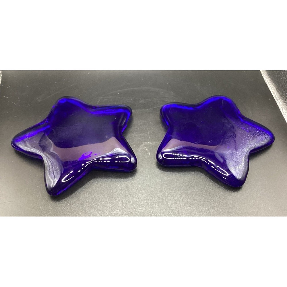 Vtg Pair of Cobalt Blue Fused Glass 5 Point Star Paperweights 4" x 4"‎ Decor